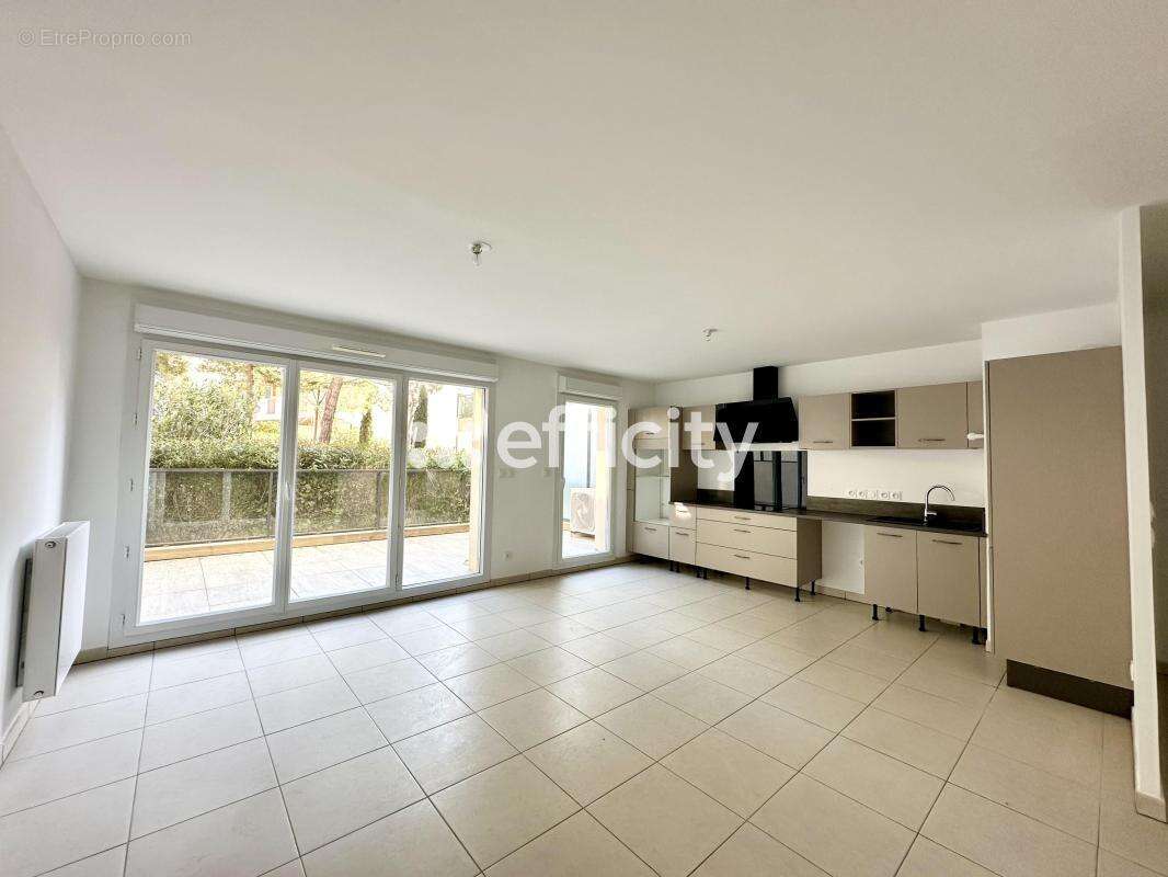 Appartement à MARTIGUES
