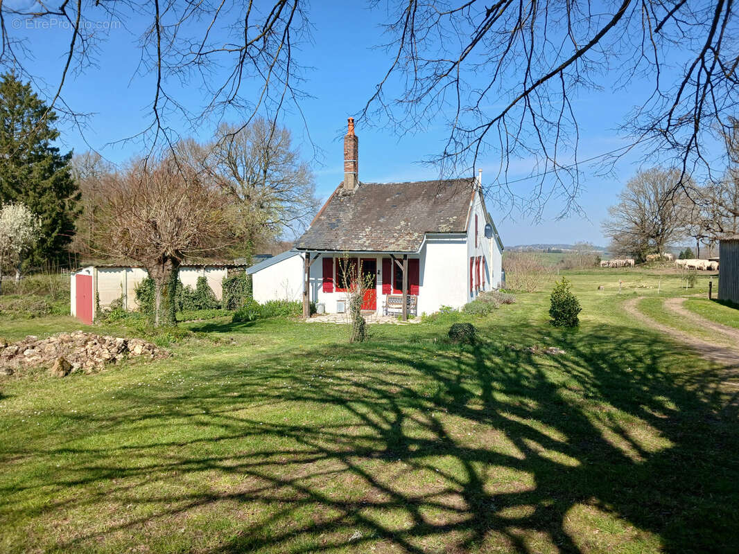 En exclusivité, un ensemble de deux maisons, une habitable de suite et l'autre à améliorer, jardin avec belle - photo 3