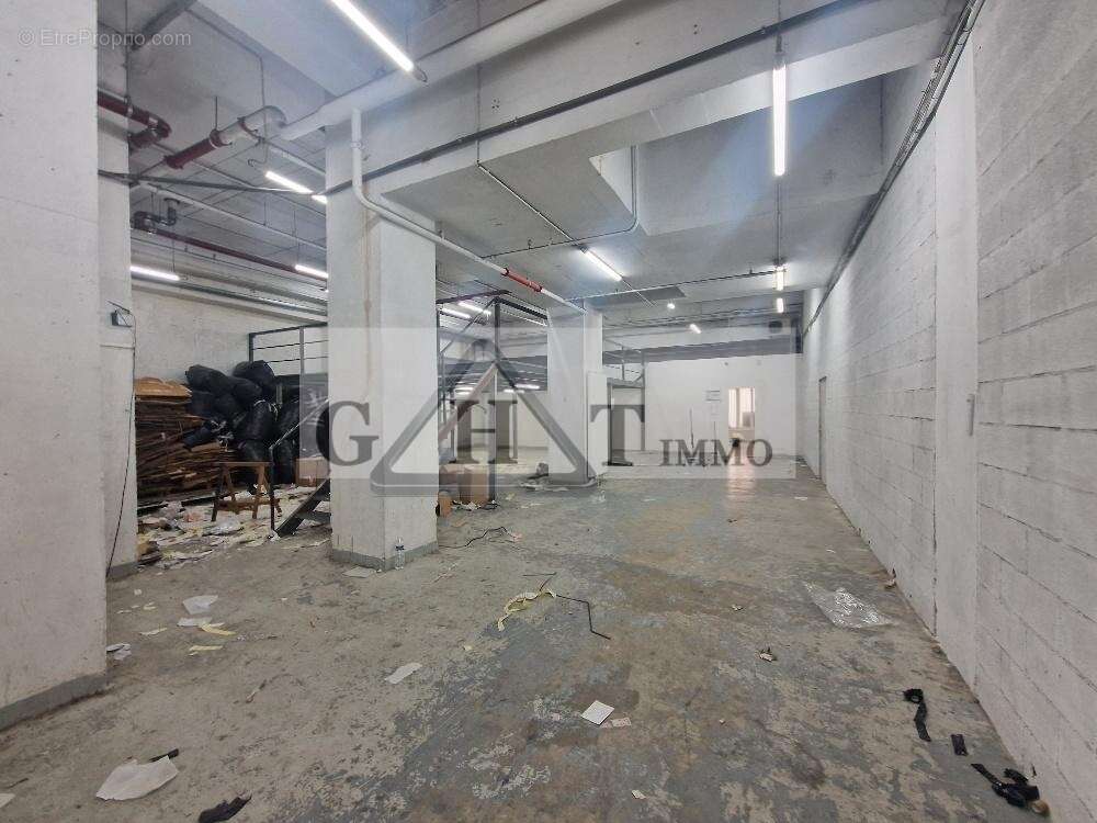 Commerce à BAGNOLET