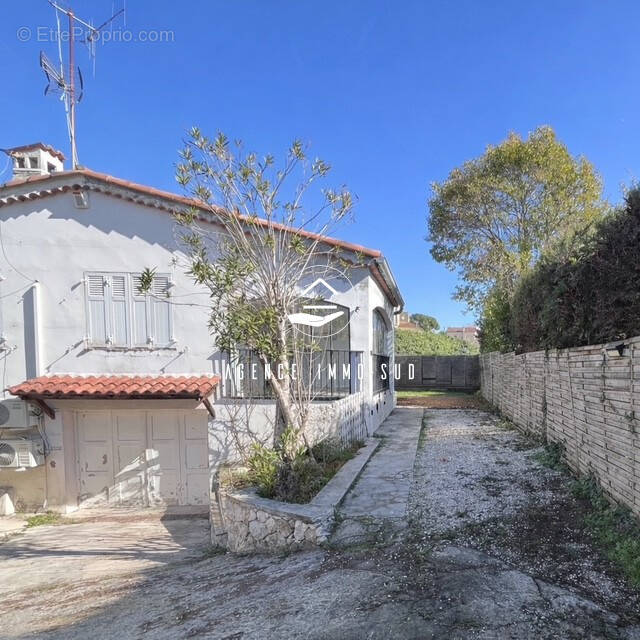 Maison à LA COLLE-SUR-LOUP