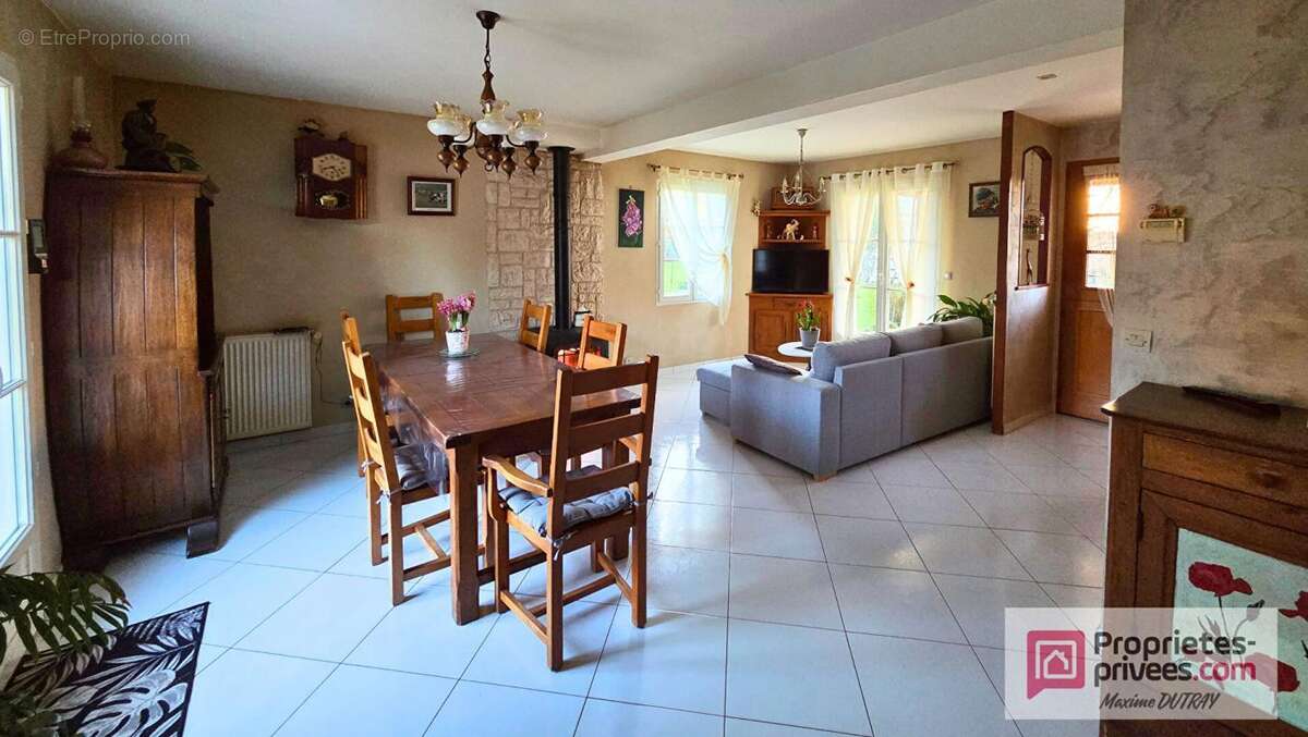 Maison à NEUVILLE-SUR-BRENNE