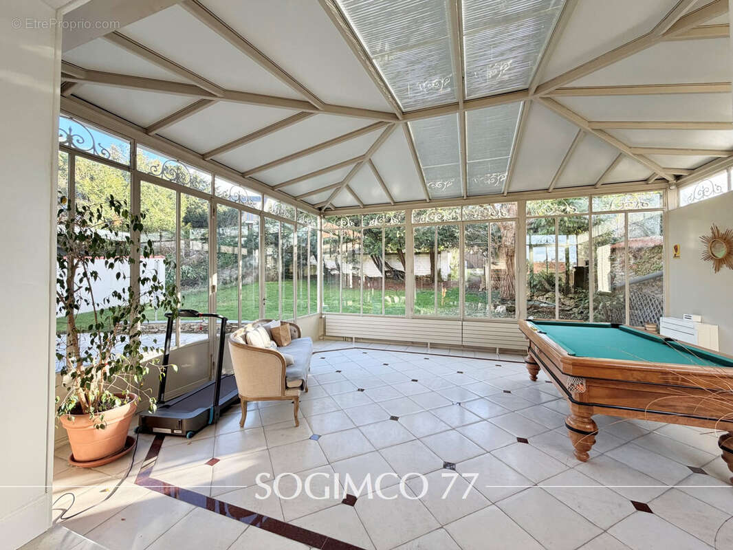 Maison à LAGNY-SUR-MARNE