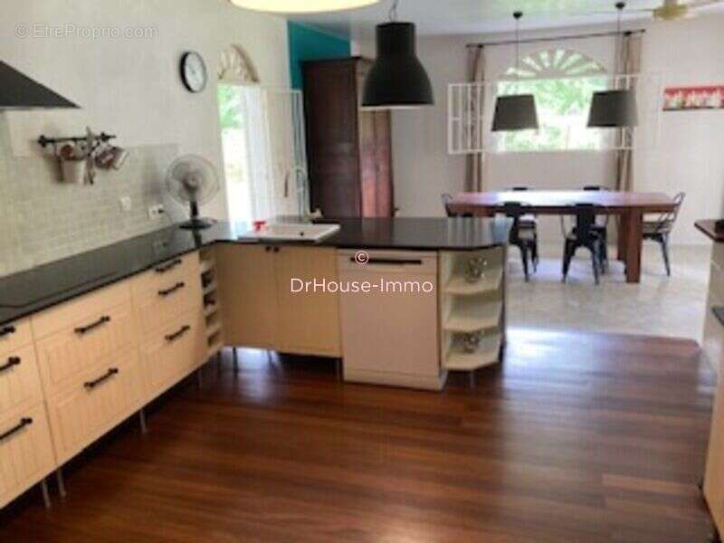 Maison 170 m² à Montsinery-Tonnegrande  - photo 4