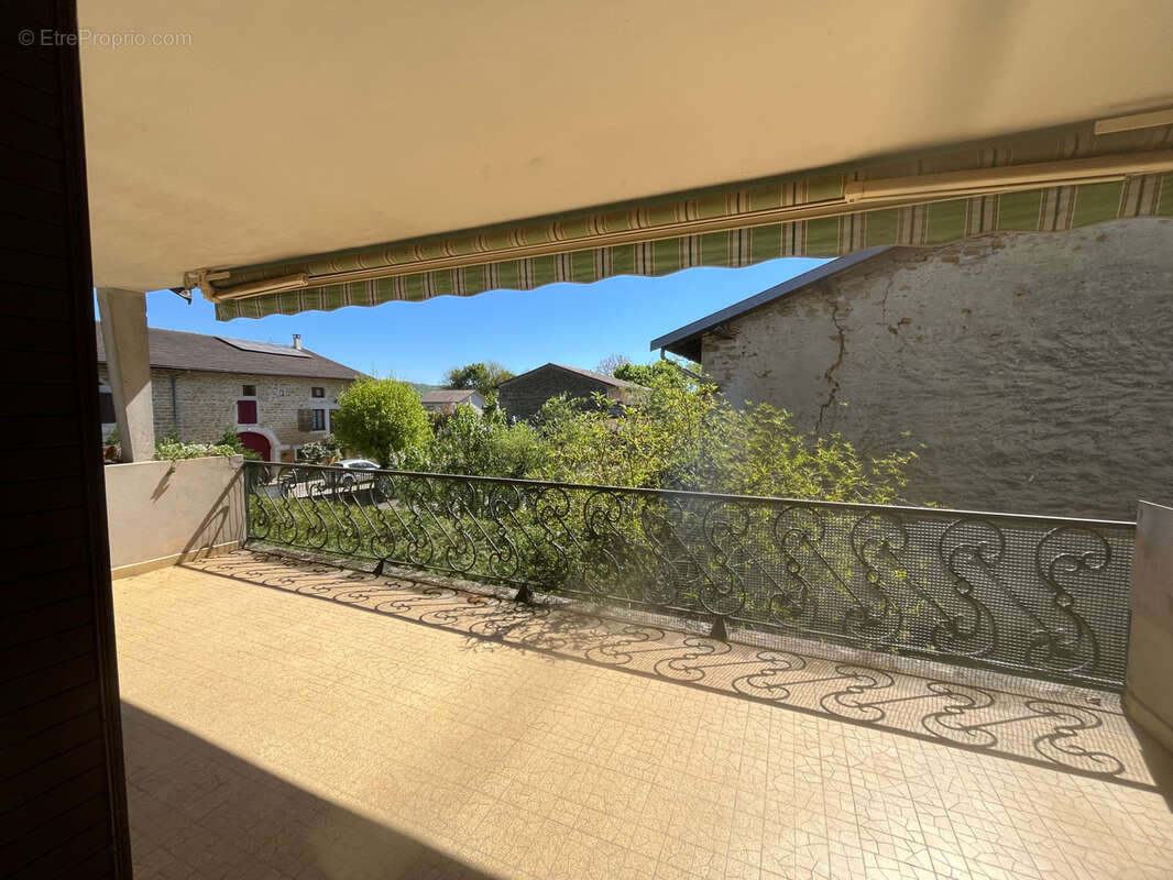 Maison à VILLEREVERSURE