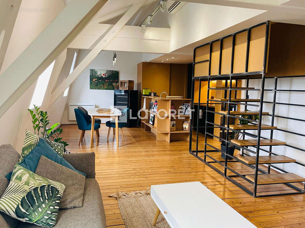 Appartement à BORDEAUX