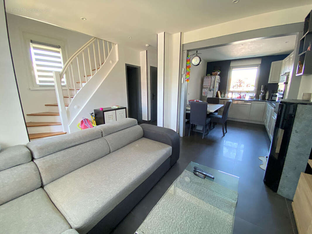Maison 4 pièces à vendre à Wittelsheim - Calme et Confort - photo 4