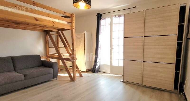 F1 33 m² + Loggia avec balcon, parking et cave – Tramway – Montpellier 34 - photo 2