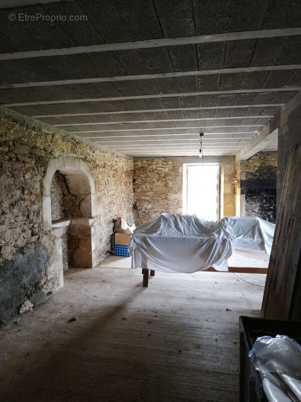 Maison à ESTAL