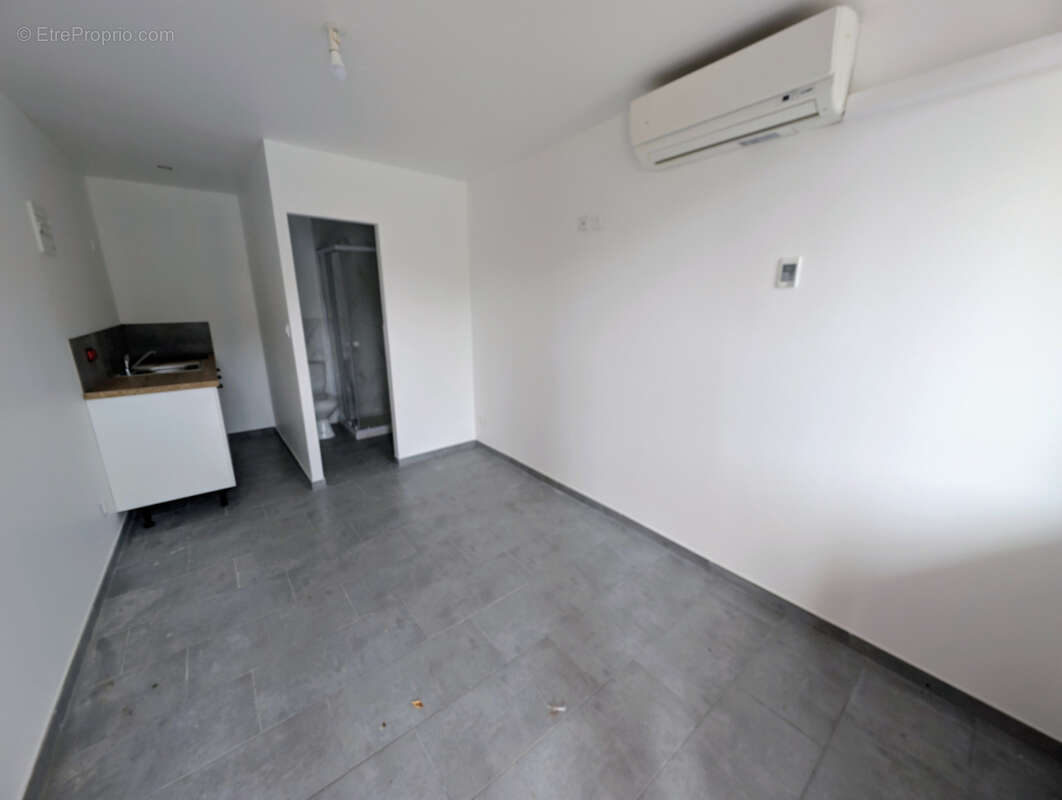 Appartement à SAINTE-SAVINE