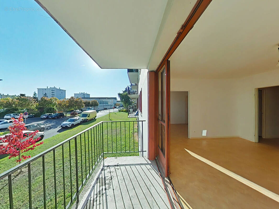 Appartement à JOUE-LES-TOURS