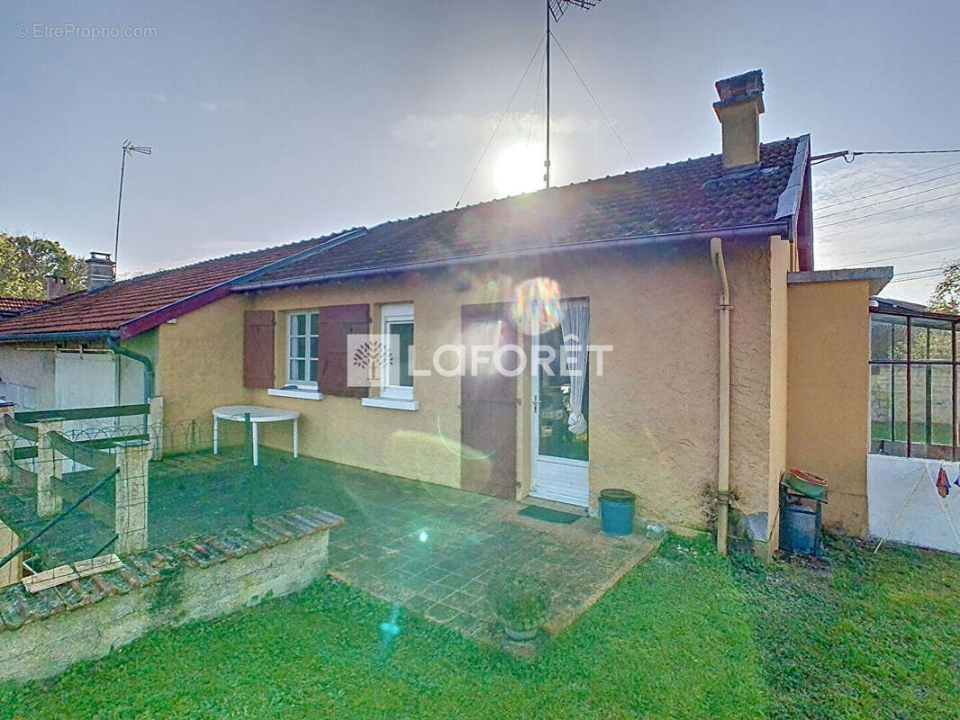 Maison à SEUIL-D&#039;ARGONNE