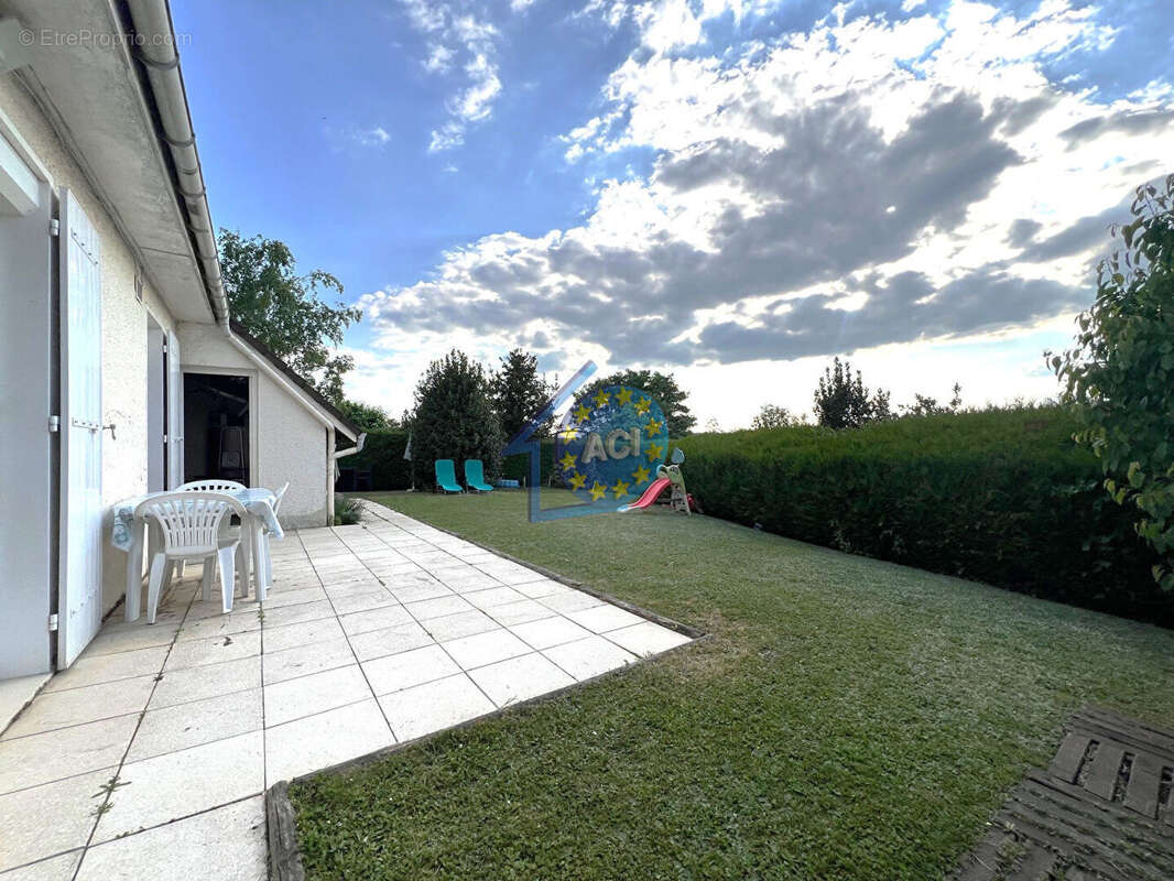 Maison à MANTES-LA-VILLE