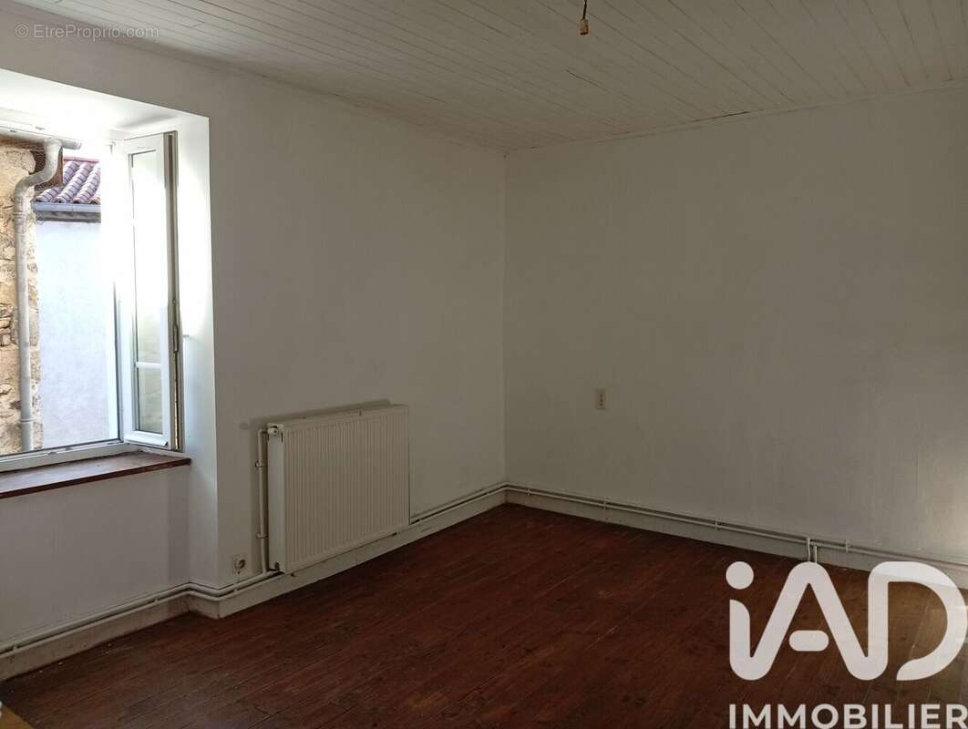 Maison 127 m² à Brassac  - photo 8