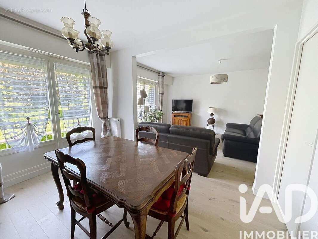 Photo 4 - Appartement à ROSNY-SOUS-BOIS