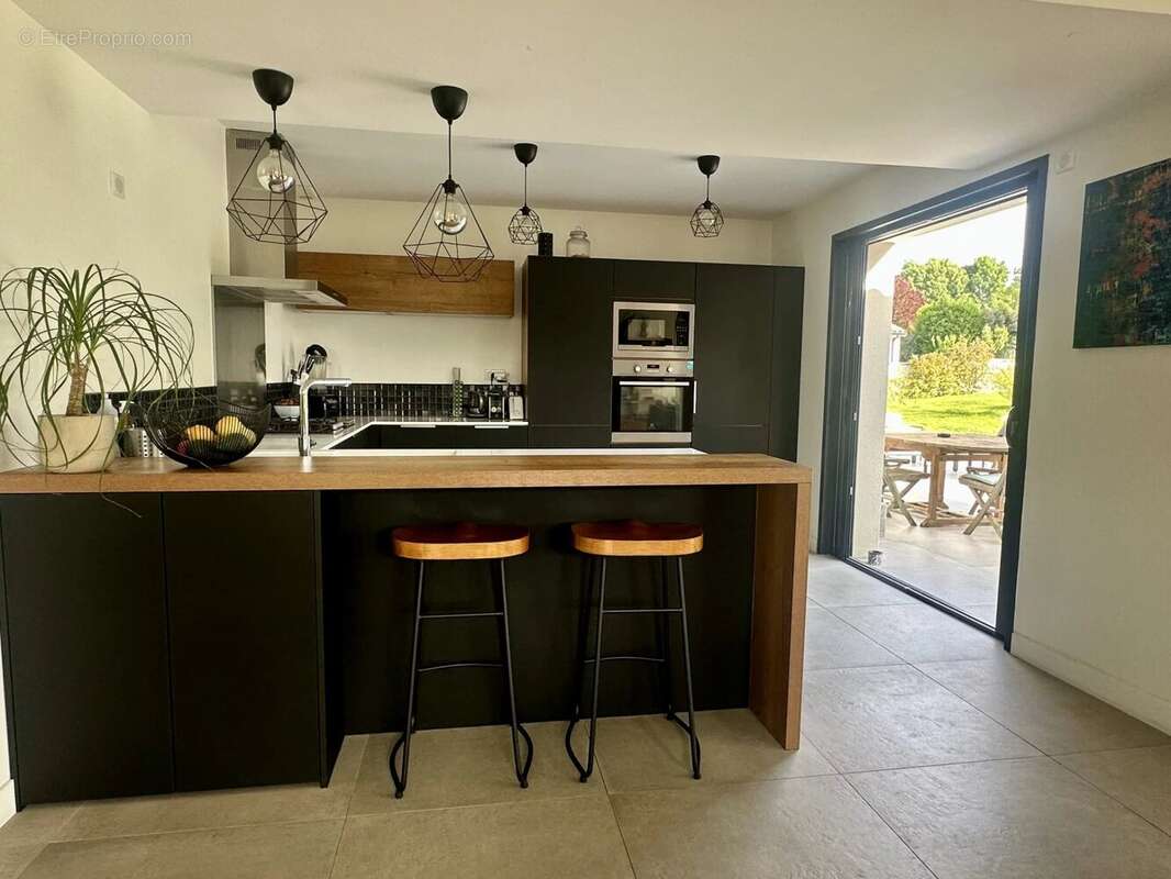 Maison à LAPEYROUSE-FOSSAT