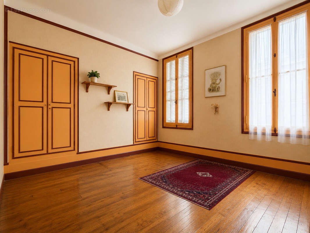 Maison à CHATELLERAULT