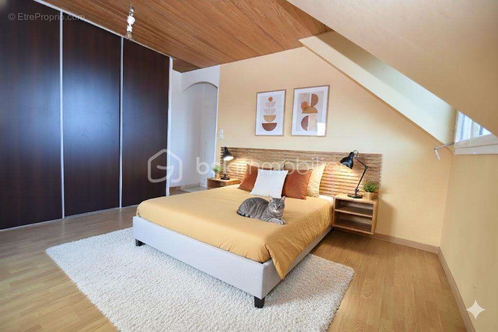 Appartement à AUNEAU