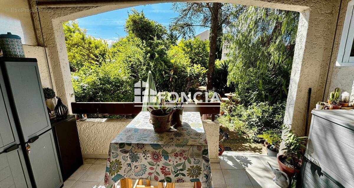 Appartement à SANARY-SUR-MER