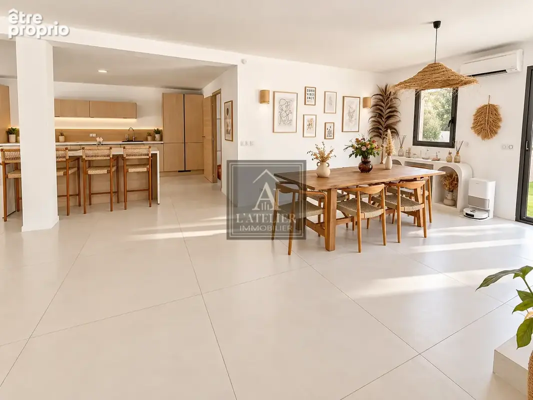 Maison contemporaine de 140 m2 de type 5 avec piscine sur une parcelle de 316 m2 - photo 16