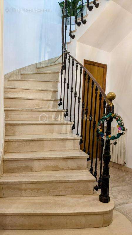 Maison à SAINTE-MAURE-DE-TOURAINE