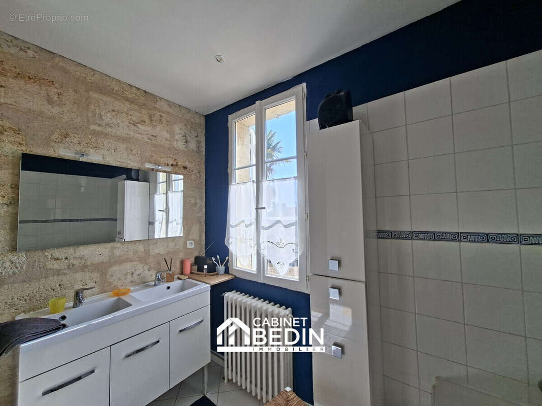 Maison 197 m² à Lormont  - photo 8