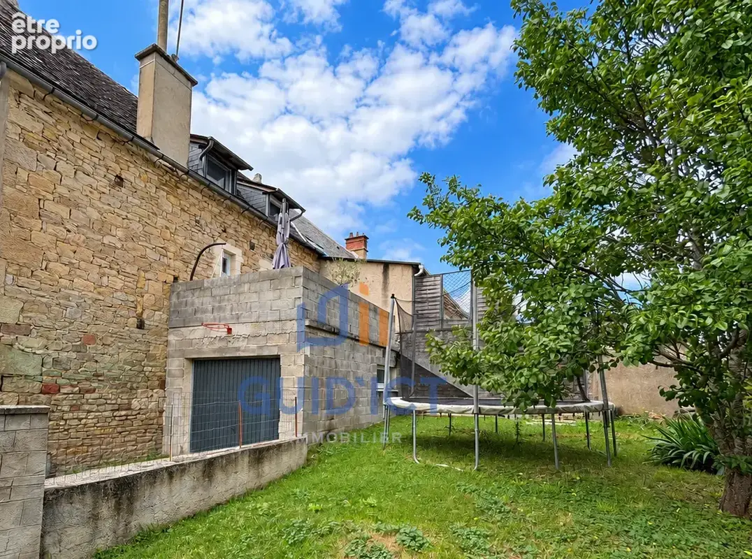 Maison de caractère avec jardin, terrasse et garage   175 000 € - photo 14