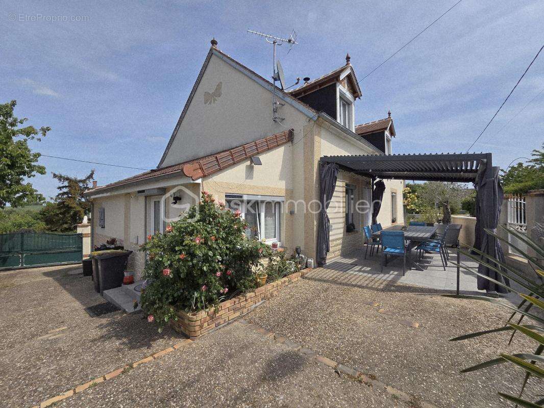 Maison à GERMIGNY-SUR-LOIRE
