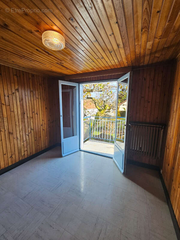 Maison à LA SOUTERRAINE