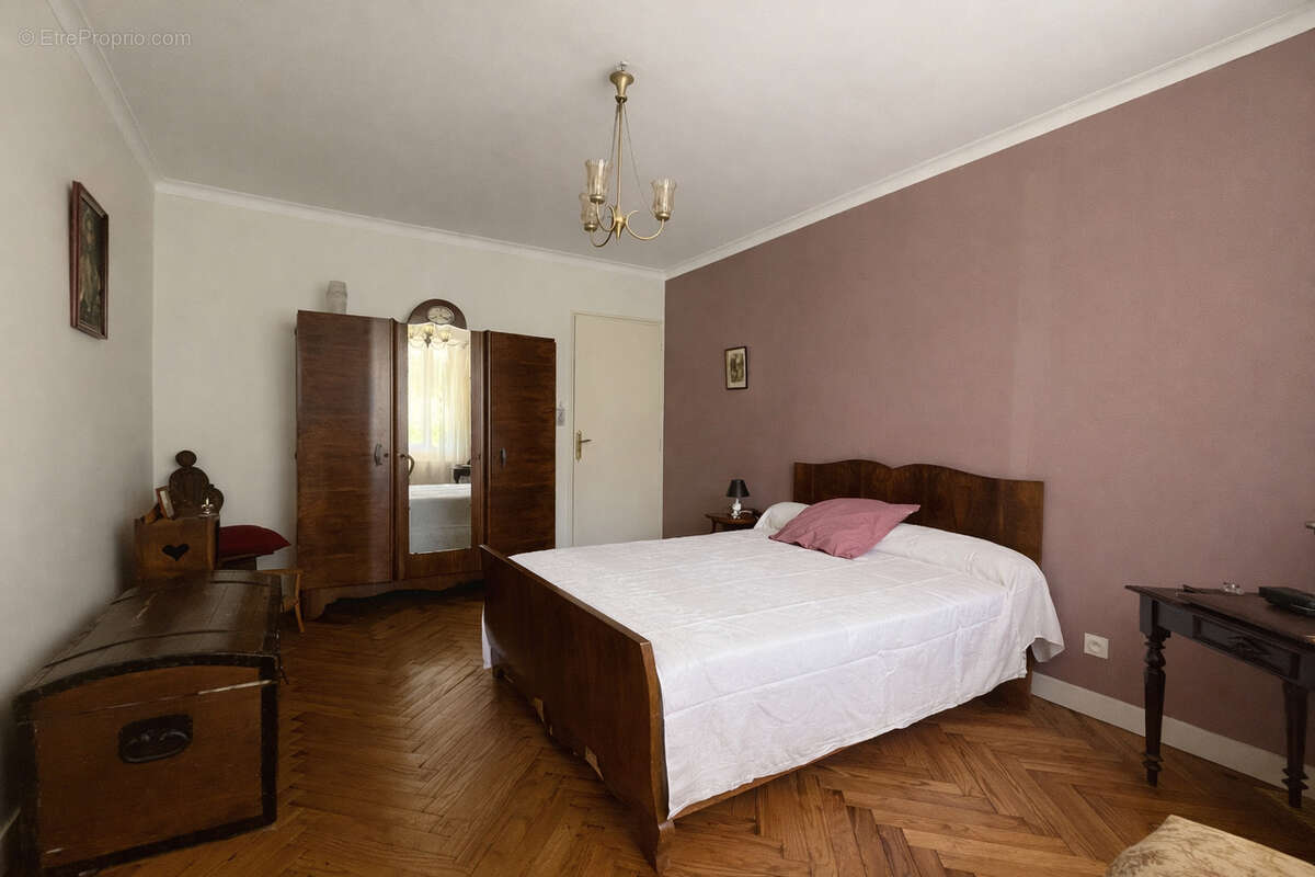 Maison à VILLENAVE-D'ORNON