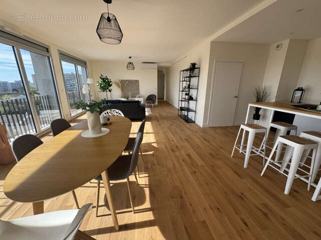 Appartement à BORDEAUX