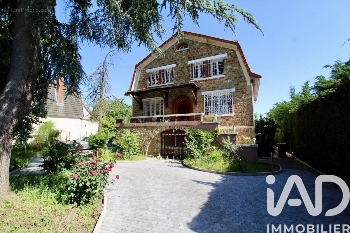 Photo 1 - Maison à CHATENAY-MALABRY
