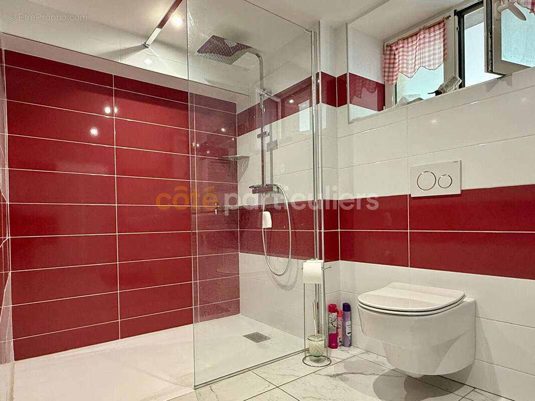 Pontorson centre ville, 132m2, vie de plain-pied , jardin clos et garage - photo 9