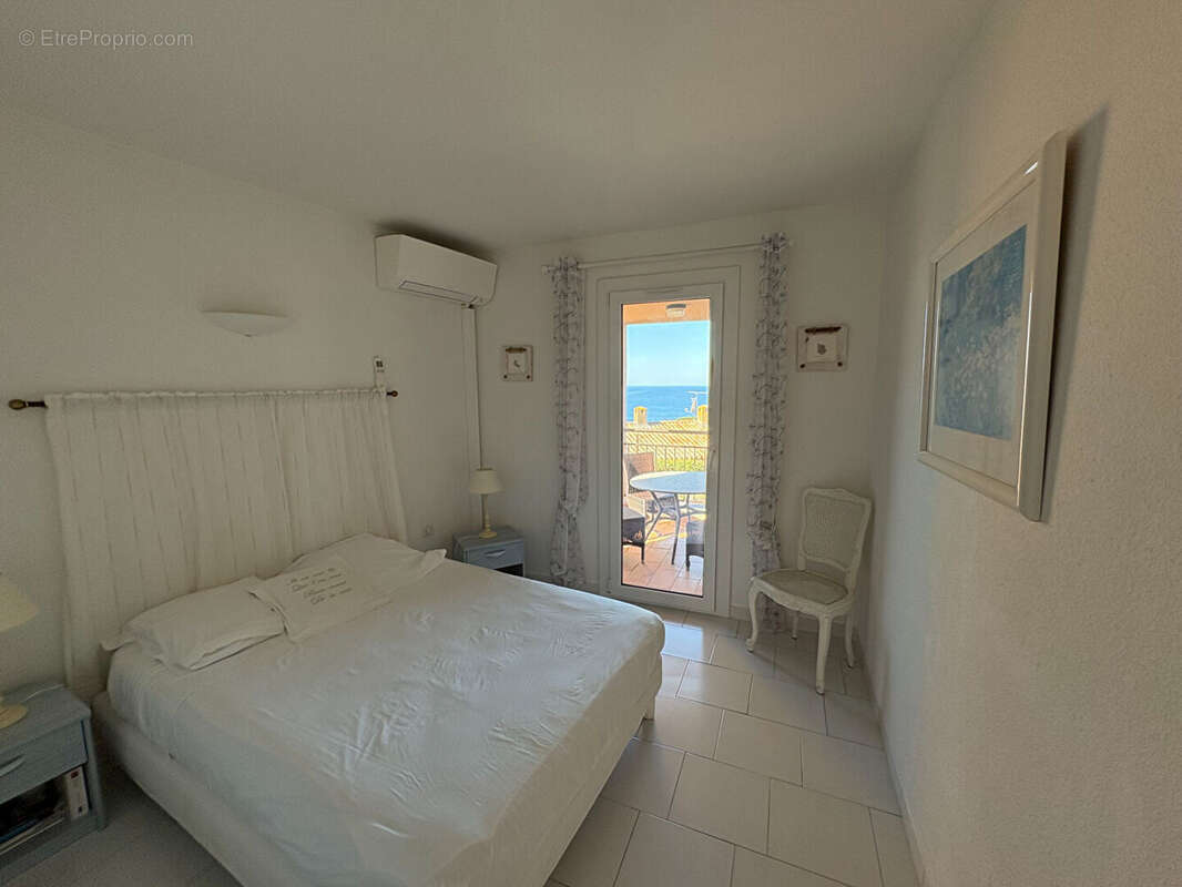 T2 à vendre vue mer à Porticcio - Résidence avec piscine et tennis - photo 6