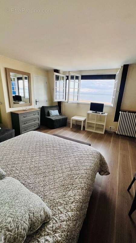 Appartement à TROUVILLE-SUR-MER