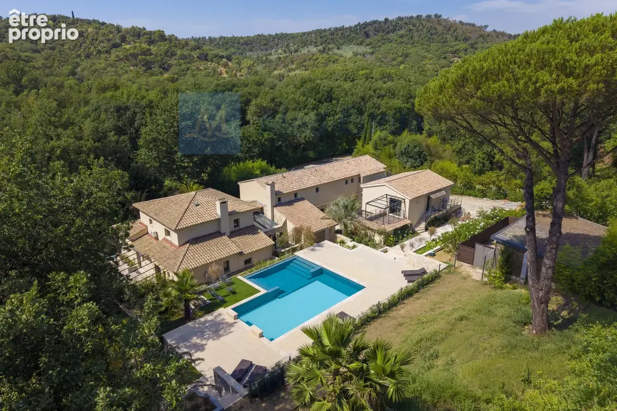 Grimaud - Appartement d'exception avec piscine au pied du village de grimaud - photo 1