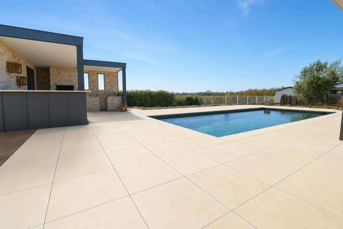 Maison contemporaine 6 pièces avec piscine - photo 8