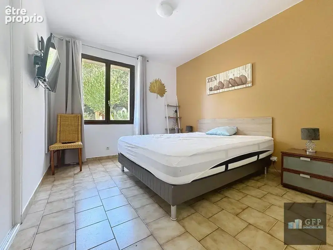 Villa à vendre avec piscine à Bormes-les-Mimosas – Maison 3 chambres avec studio indépendant sur terrain de 1 185 m² - photo 20