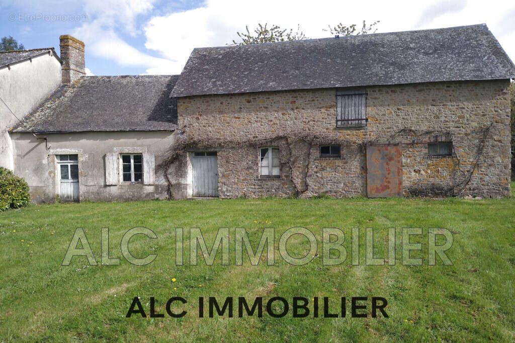 Maison à SAINT-AUBIN-DU-DESERT