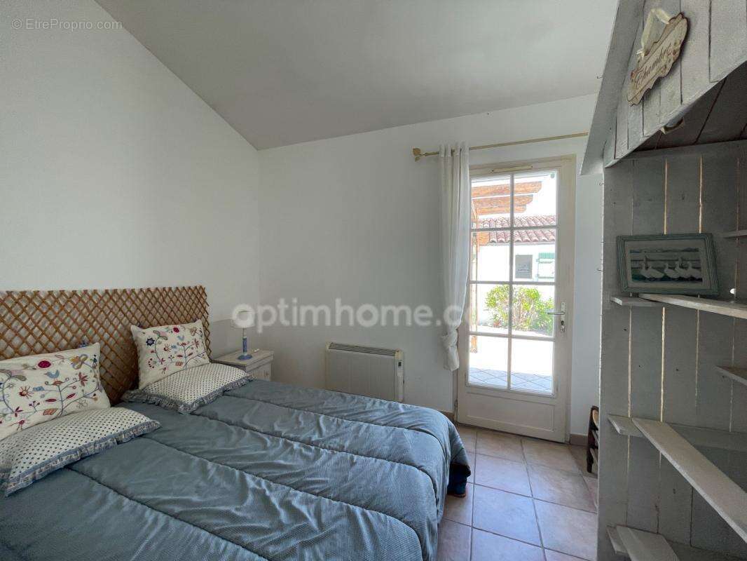 Maison de plain-pied – 83 m² avec dépendance – Terrasse & Jardin – Le Bois-Plage-en-Ré - photo 18