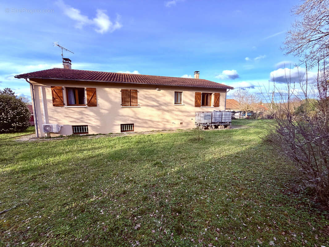 Maison à LIMOGNE-EN-QUERCY