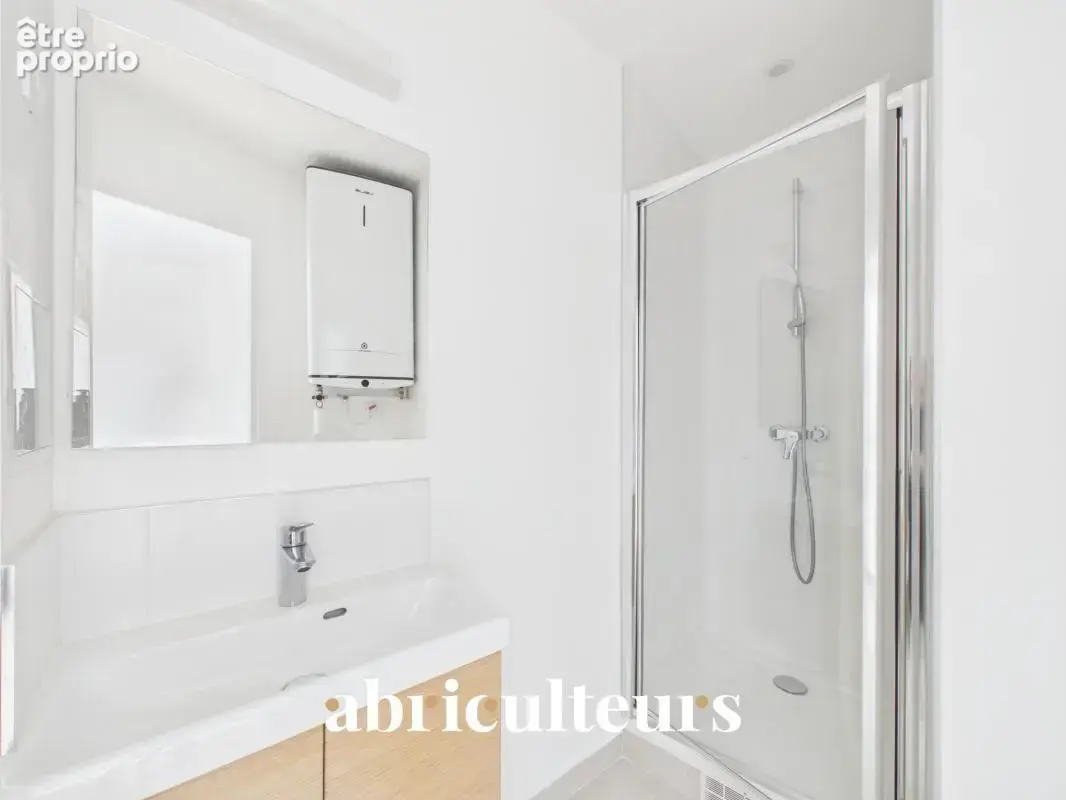 Charmant appartement T2 rénové avec vue dégagée - photo 19