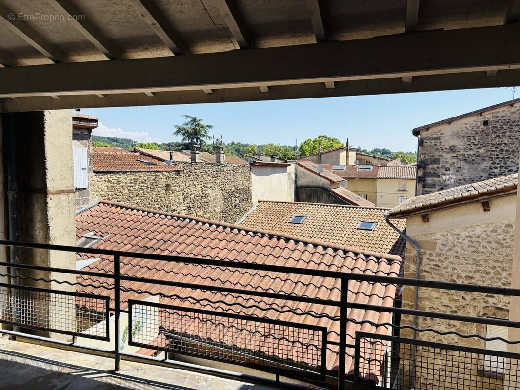 Appartement à SAINT-DONAT-SUR-L'HERBASSE