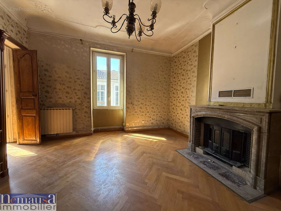 Appartement à NIMES
