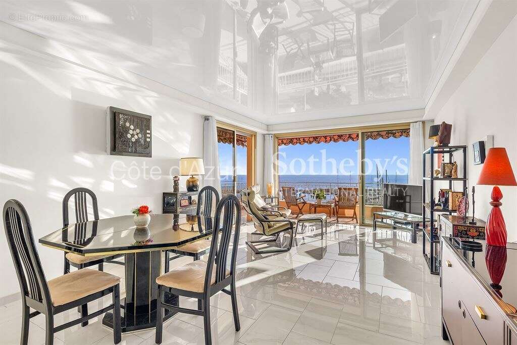 Appartement à MENTON