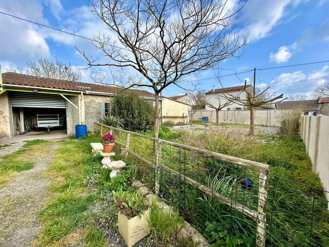 Maison à SAINT-SAUVEUR