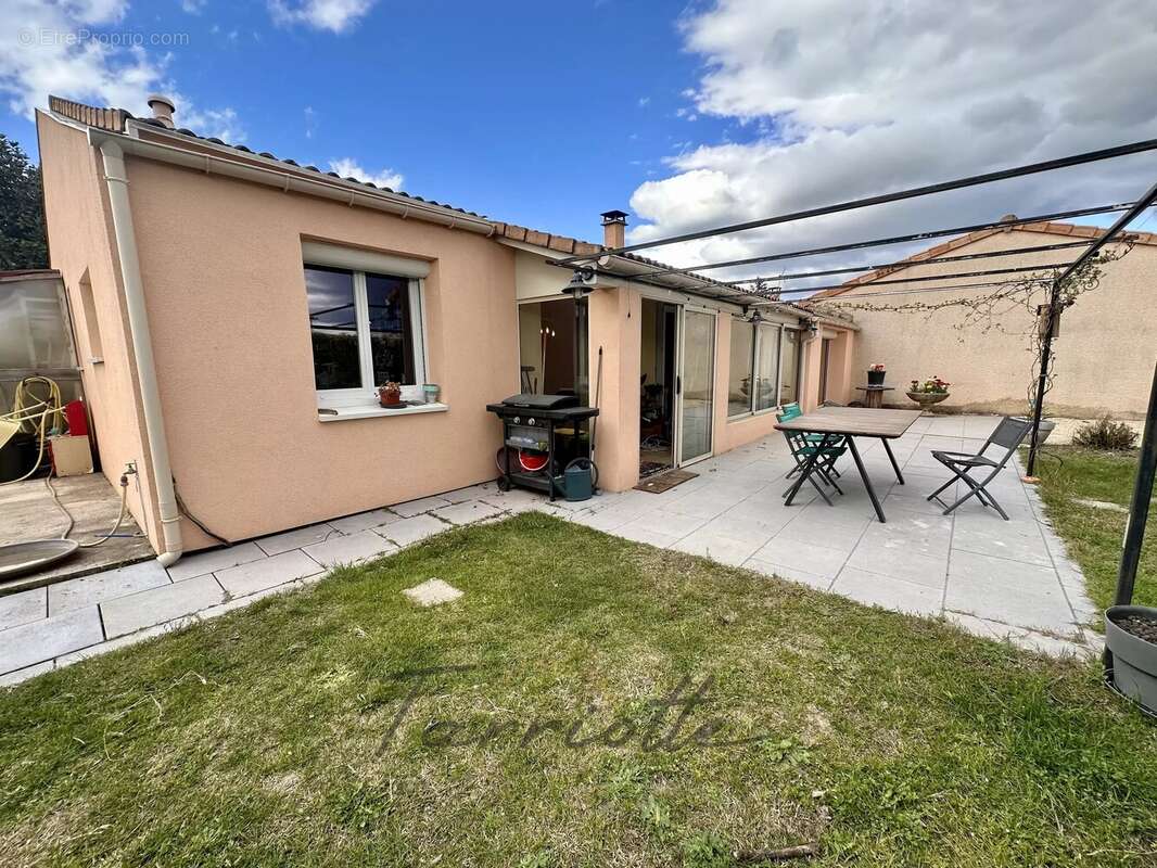 Maison à LA BATIE-ROLLAND