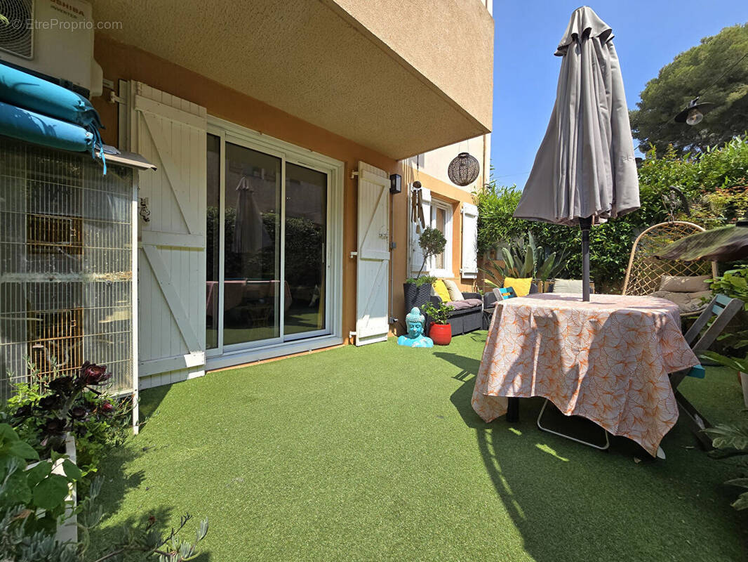 Appartement à SIX-FOURS-LES-PLAGES