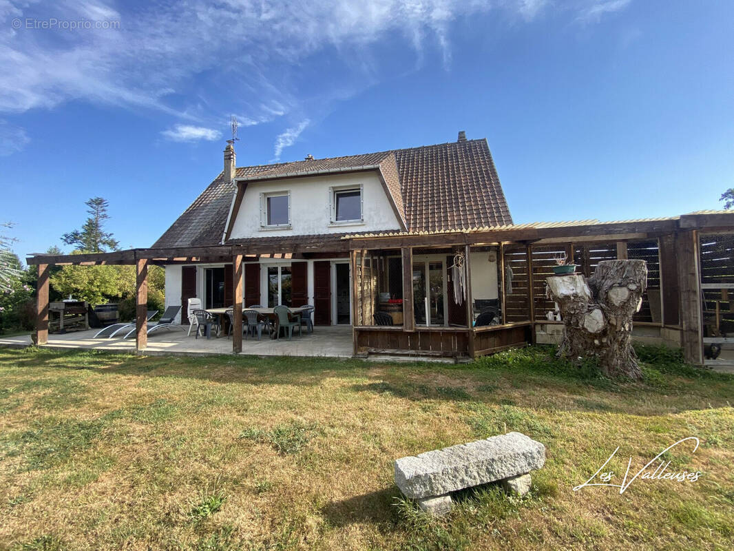 Maison à OUVILLE-LA-RIVIERE
