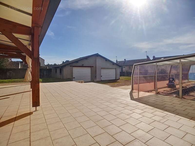 Maison à LE CREUSOT