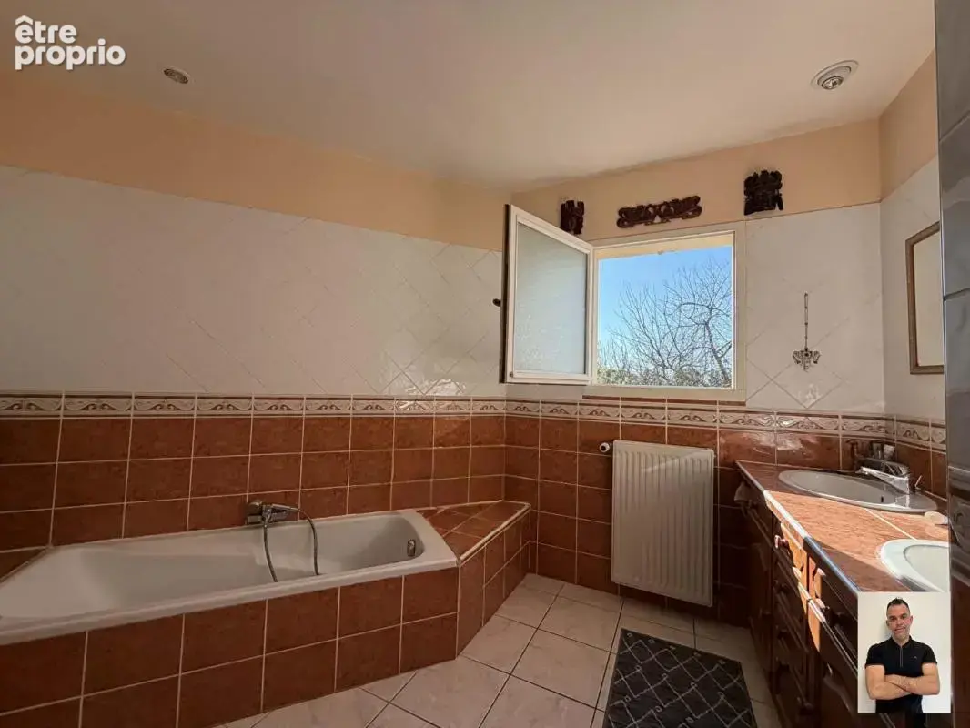 Propriétés 190M² sur 4000M² de terrain - photo 10